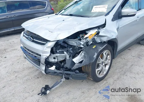 2013 Ford Escape Titanium z USA, uszkodzony, nr VIN 1FMCU0J98DUB13249